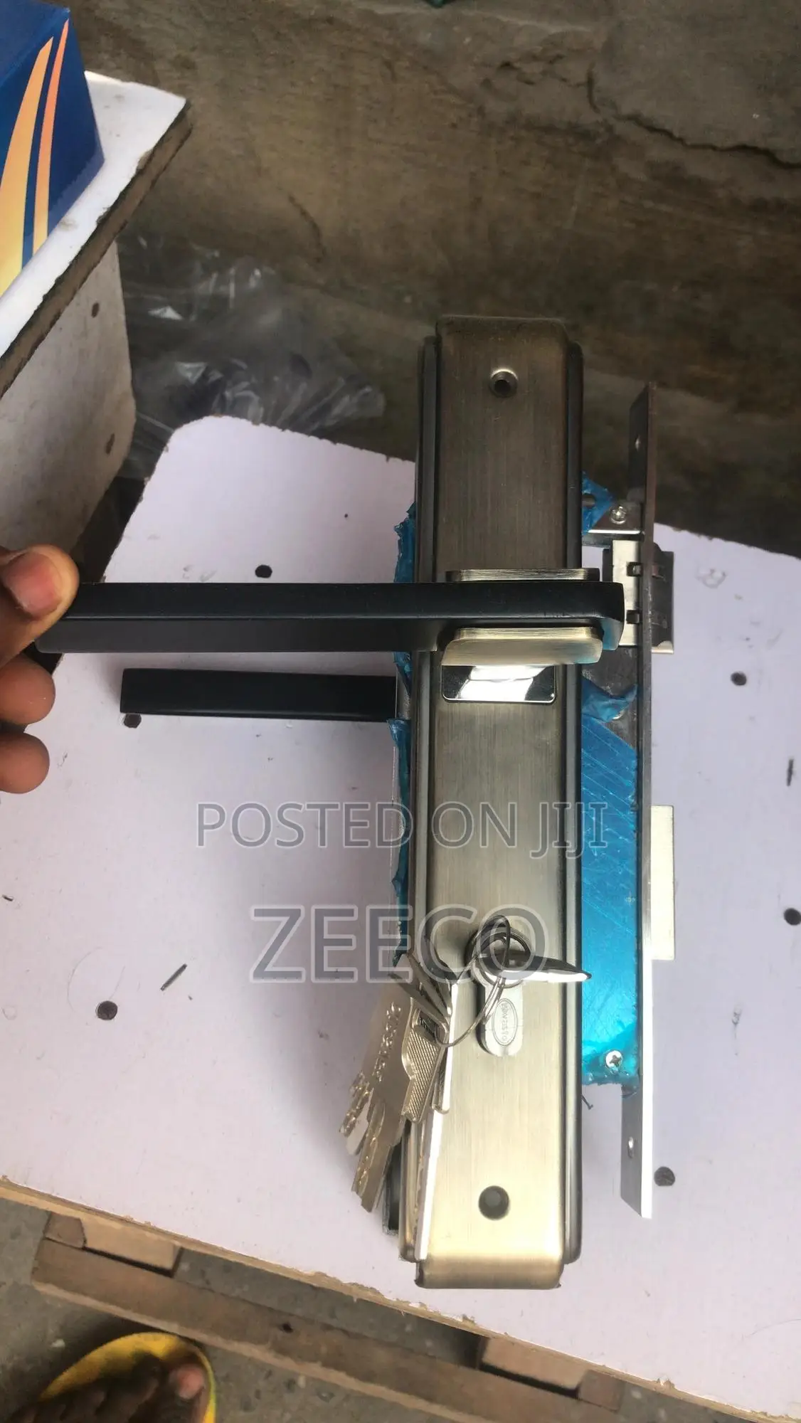 Big Door Handle Key