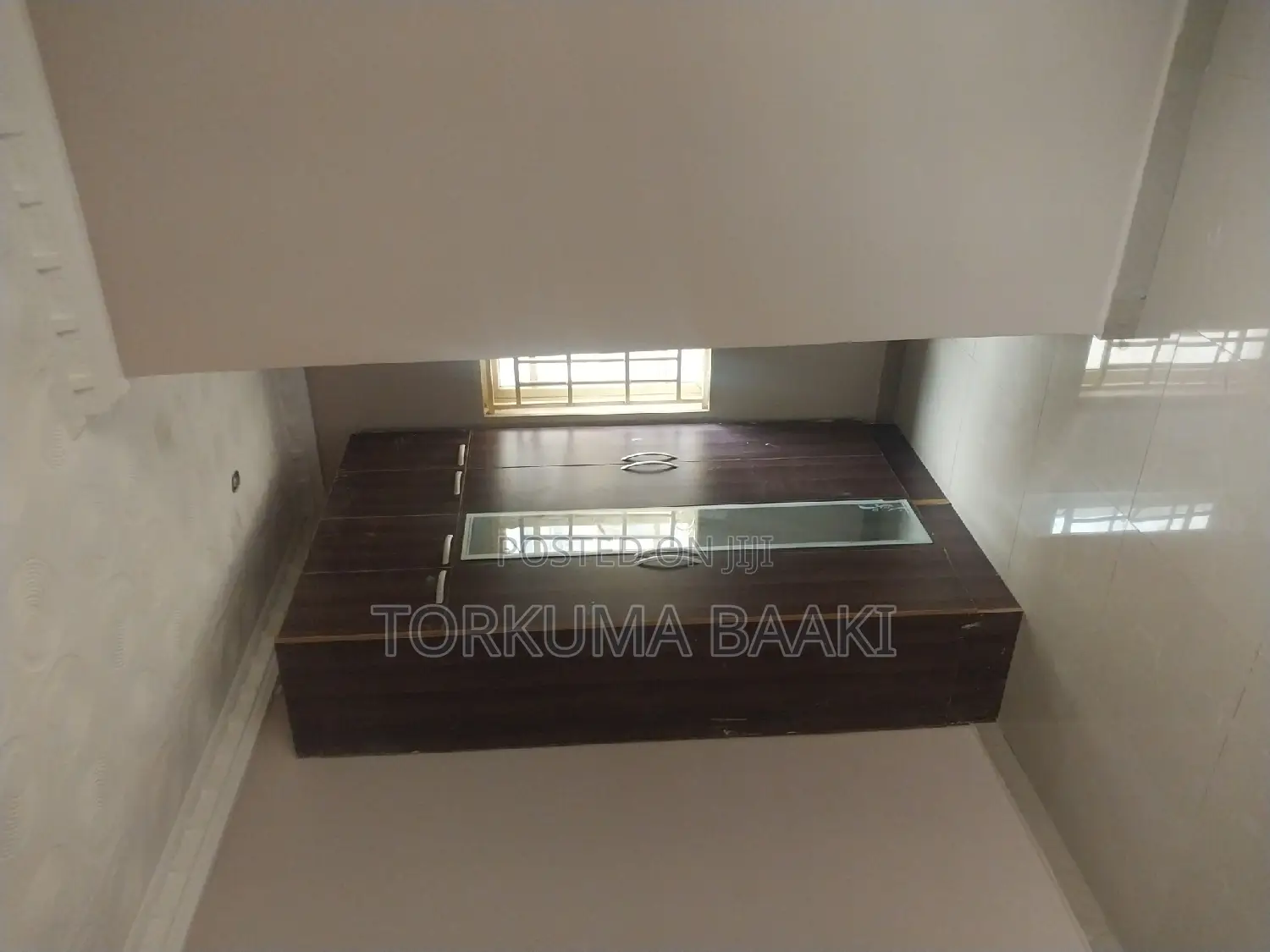 4bdrm Duplex in Manreng Estate, Life Camp for rent