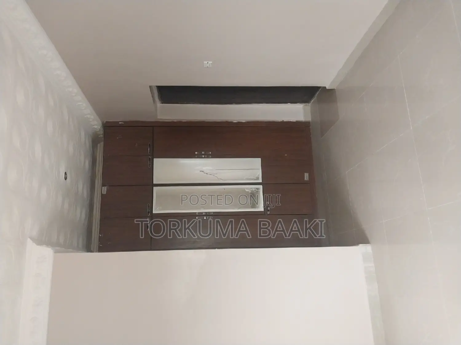 4bdrm Duplex in Manreng Estate, Life Camp for rent