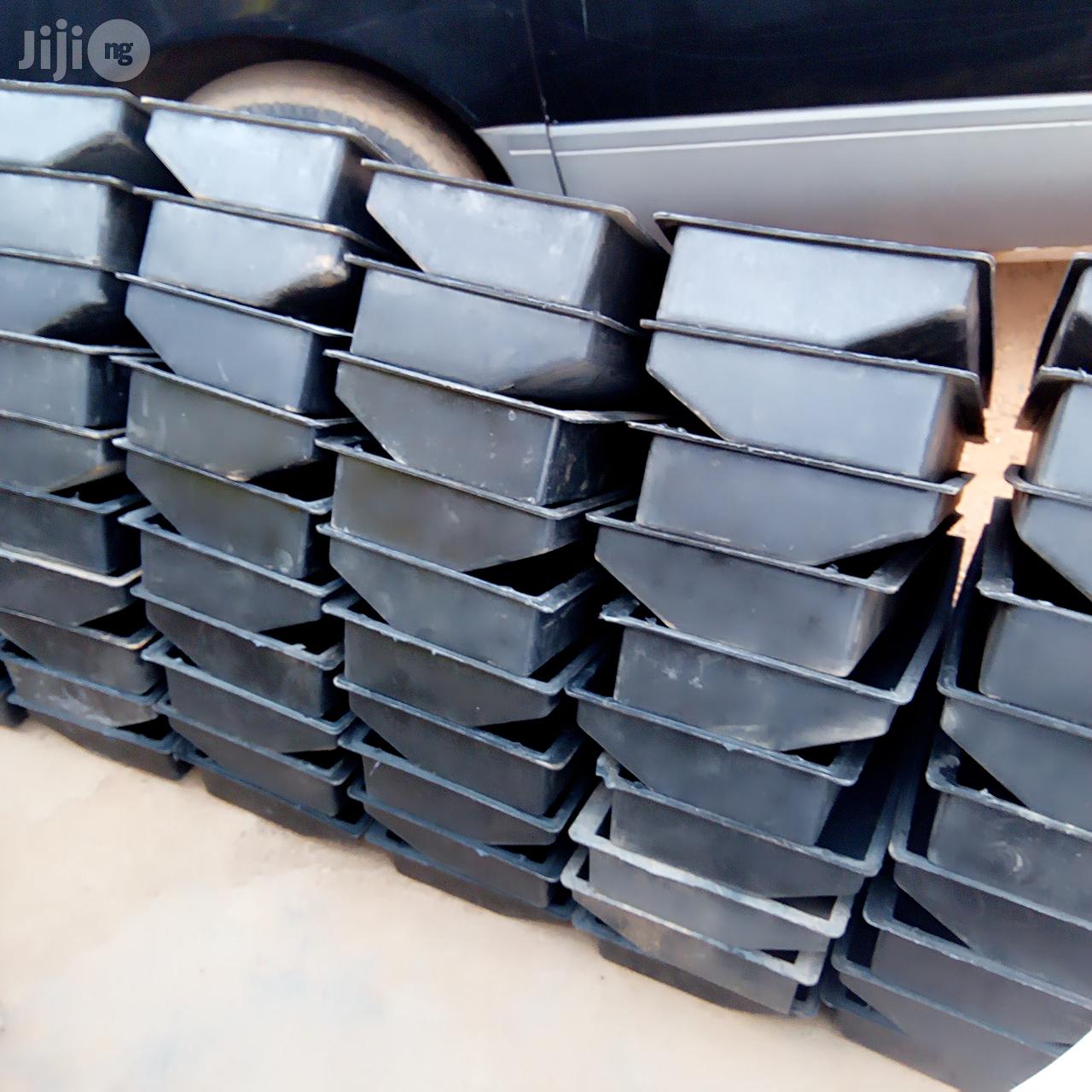 Plastic Interlocking Mould