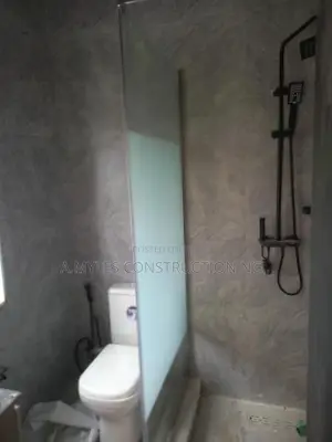 Fixed Shower Cubicles