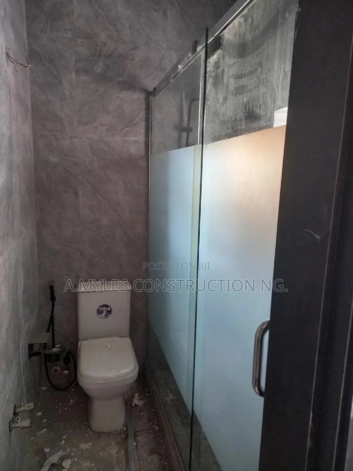 Side Sliding Shower Cubicles