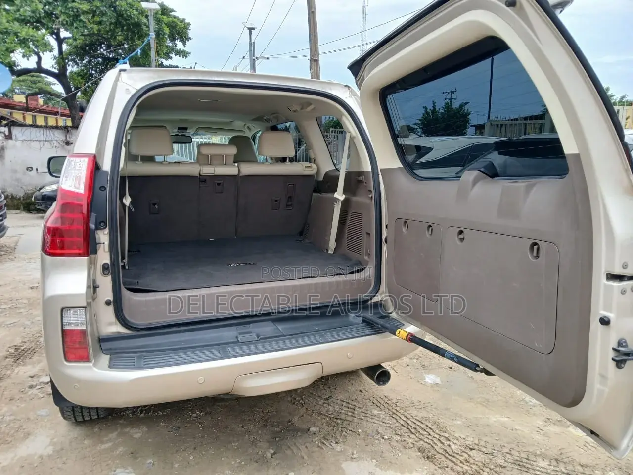 Lexus GX 460 Premium 2013 Beige