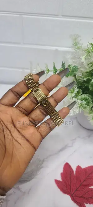Magnetic Strap Hand Chain