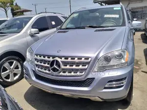 Mercedes-Benz M Class ML 350 4Matic 2011 Blue