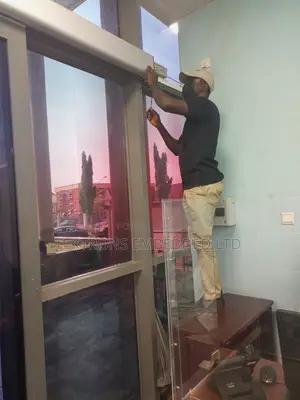 Automatic Sliding Door Installation and Maintenance