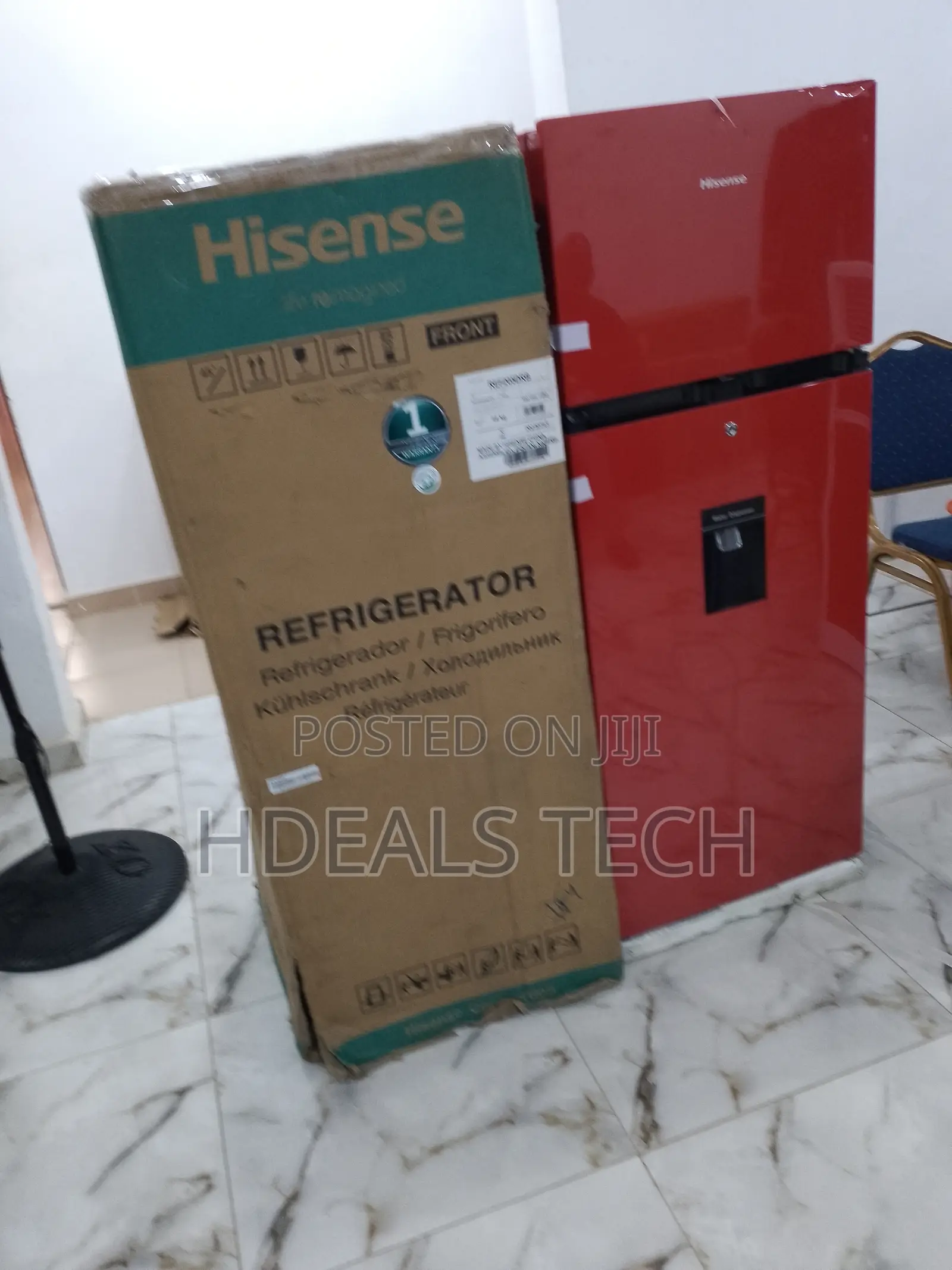 Standby REF205DRB Hisense 204L With Water Depenser.