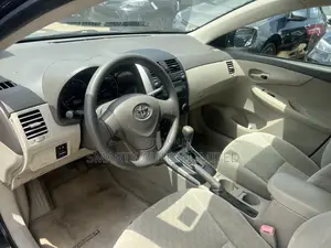 Toyota Corolla 2010 Black