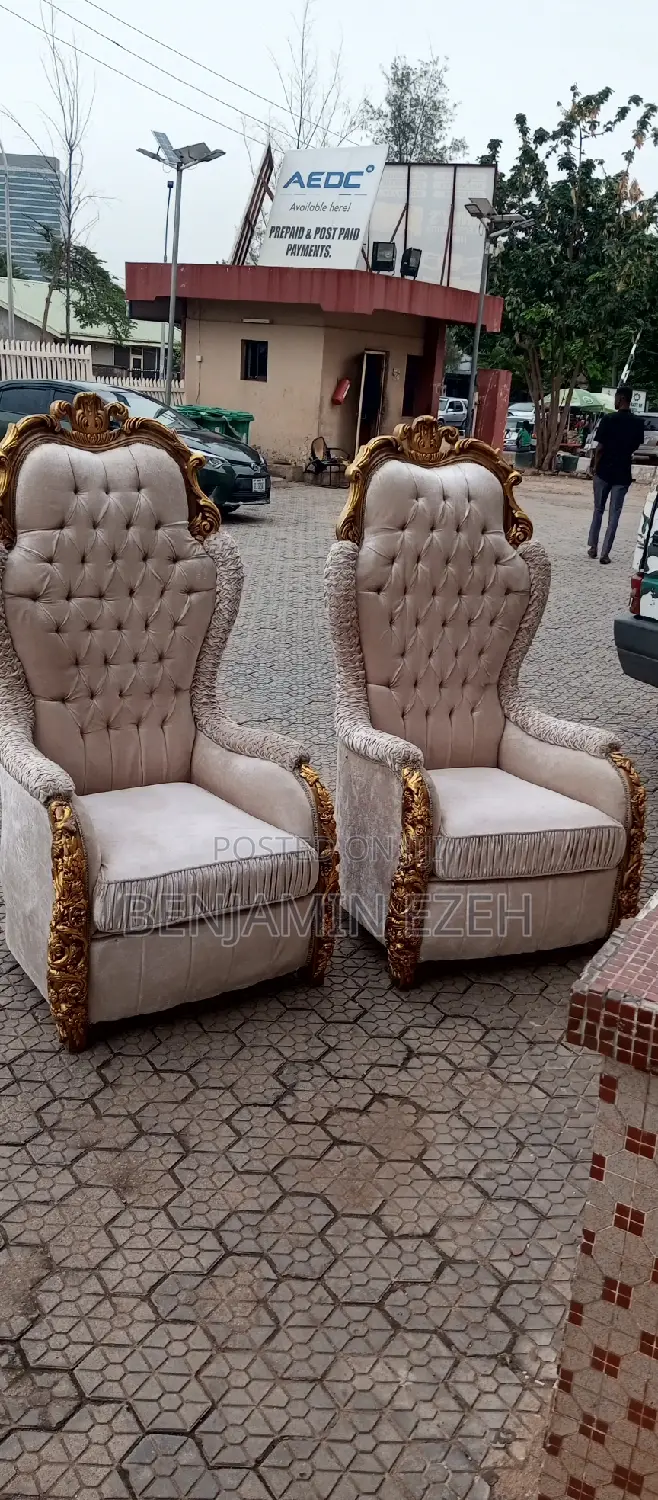 Royal Single Chair