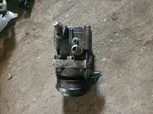 Direct Tokunbo Ac Compressor for F15p Ford 2010 Models 