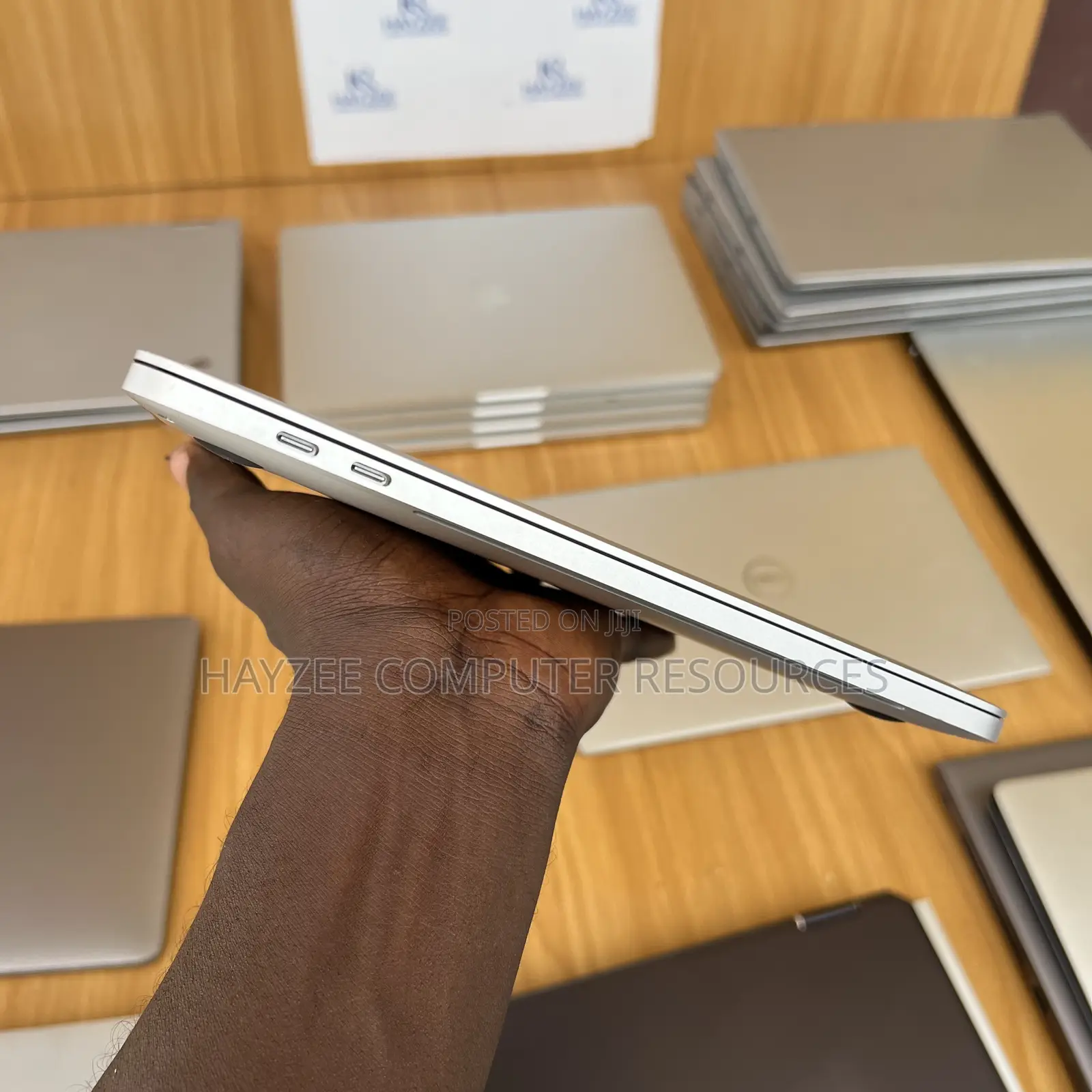 Laptop Apple MacBook Pro 2019 16GB Intel Core I7 SSD 512GB
