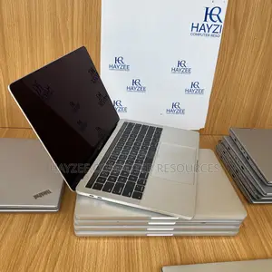 Laptop Apple MacBook Pro 2019 16GB Intel Core I7 SSD 512GB