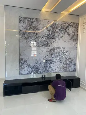 Tv Cladding With Mable Sheet 10ft X 10ft