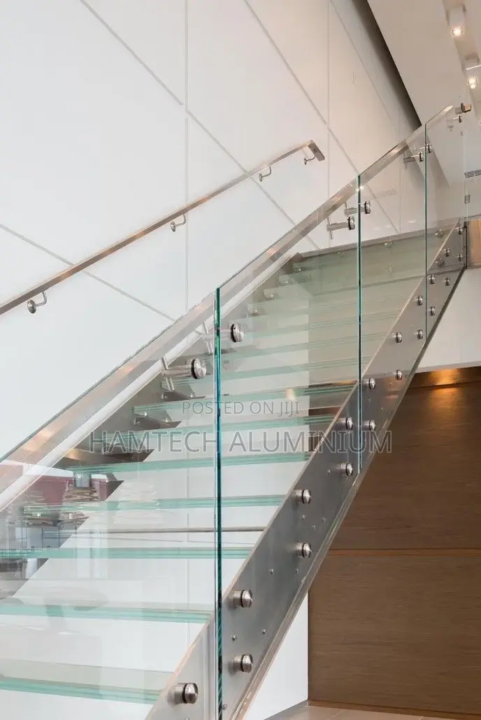 Two 10mm Thick Steps Glass Handrail