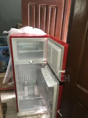 Refrigerator 204L - Hisense With Water Depenser.