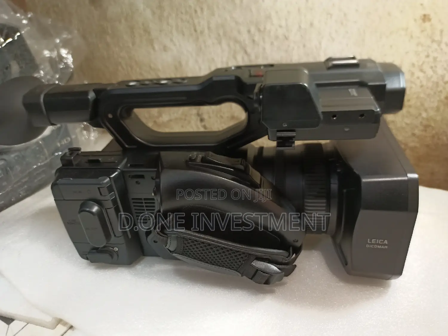 Panasonic Ag-Ux90 Video Camera