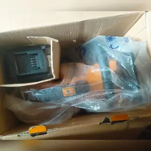 12" Battery Chainsaw