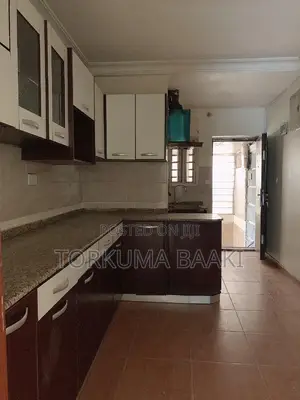 4bdrm Townhouse / Terrace in Brains And Harmers, Life Camp for rent