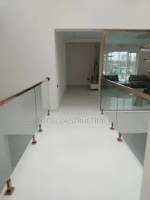 Well Tempered Glass Stircase Handrail