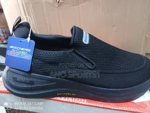 Skechers (Ultra Go) Sizes 44-47