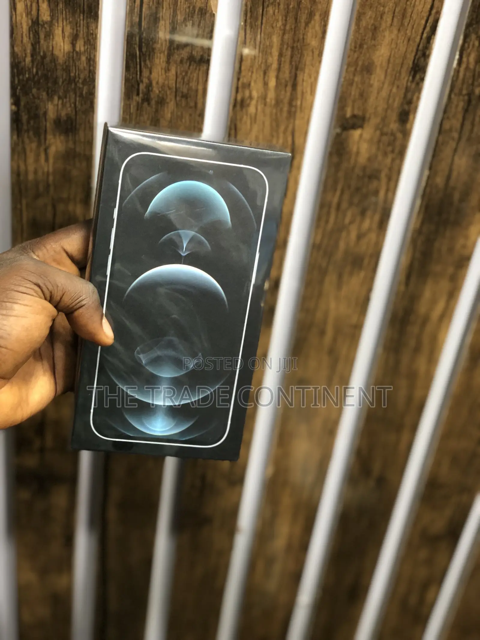 New Apple iPhone 12 Pro Max 128 GB Silver