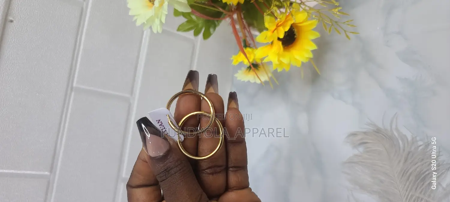 Mini Gold Loop Earring