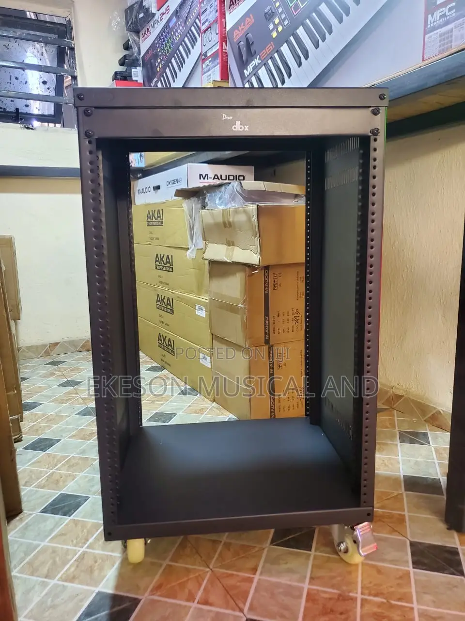 Js16 Unit Open Amplifier Rack