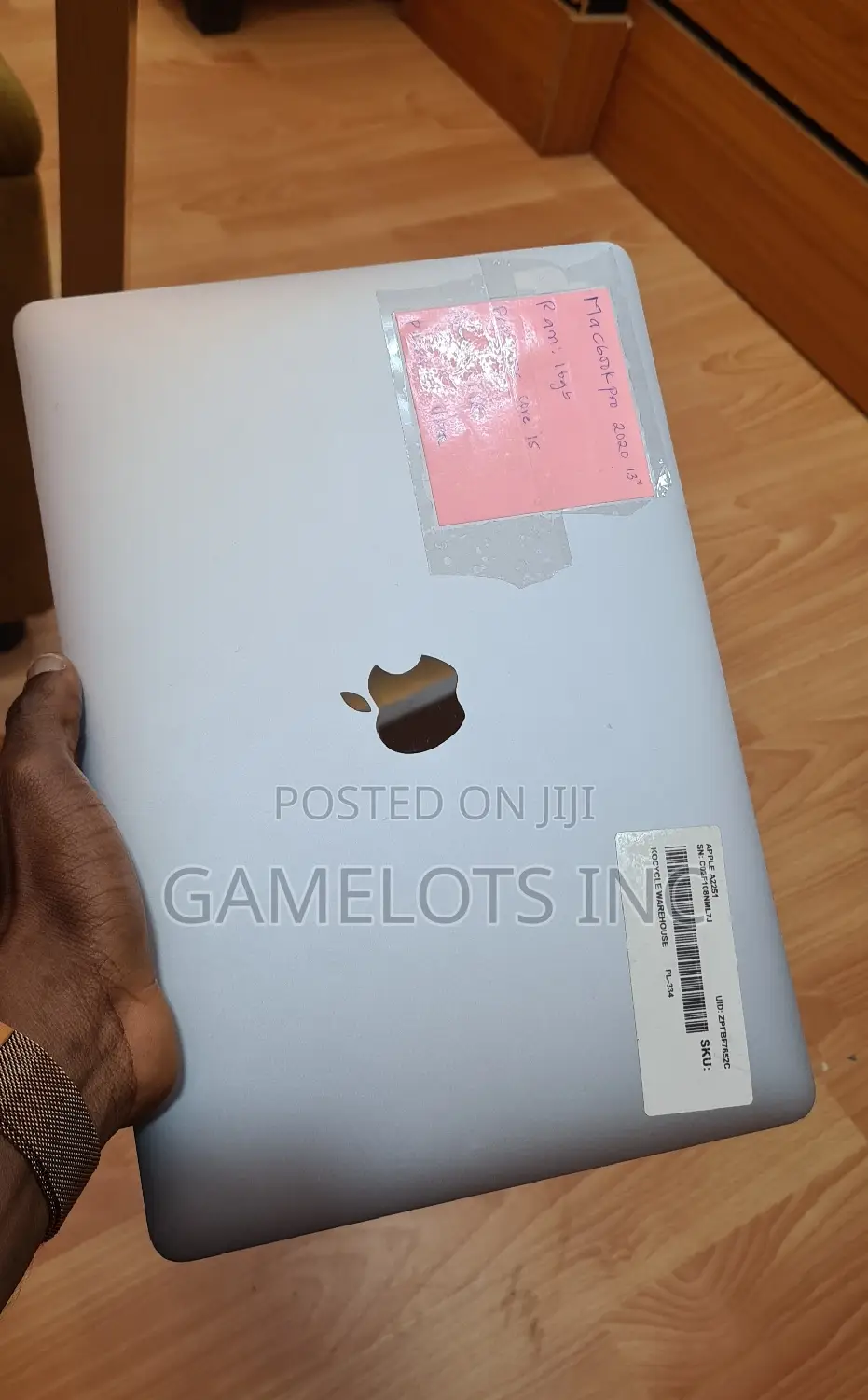 Laptop Apple MacBook Pro 2020 16GB Intel Core i5 SSD 1T