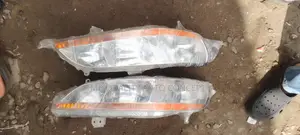 Set Head Lamp for Honda Accord 1998-2002 Model