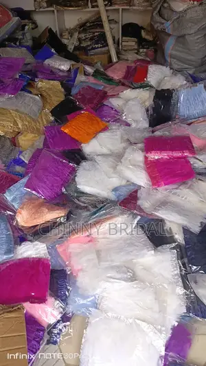 Hand Fan Feathers for Dress and Hand Fan