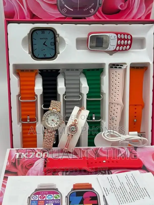 Smart Watch With Gold Bracelet