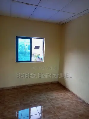 Single Room to Let
