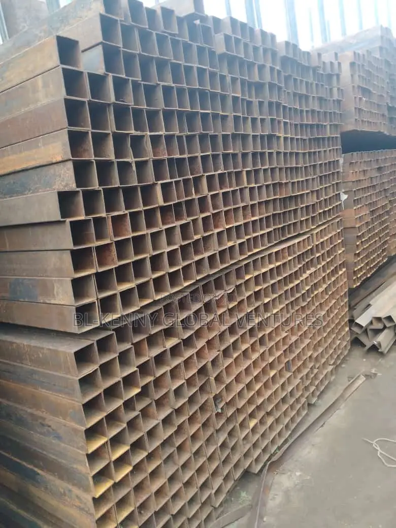 Full 3x3x3mm Square Pipe (75x75x3mm)