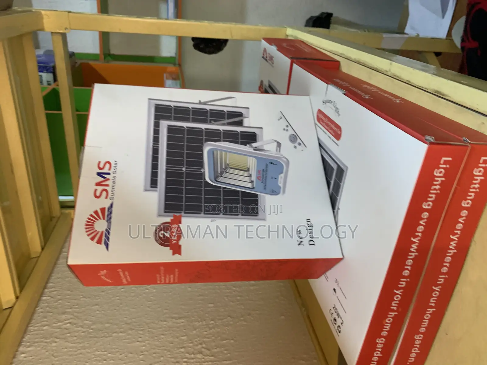 200 Watts SMS Solar Flood Lights
