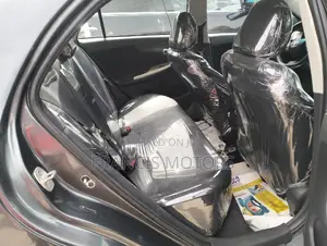 Toyota Corolla 2010 Gray