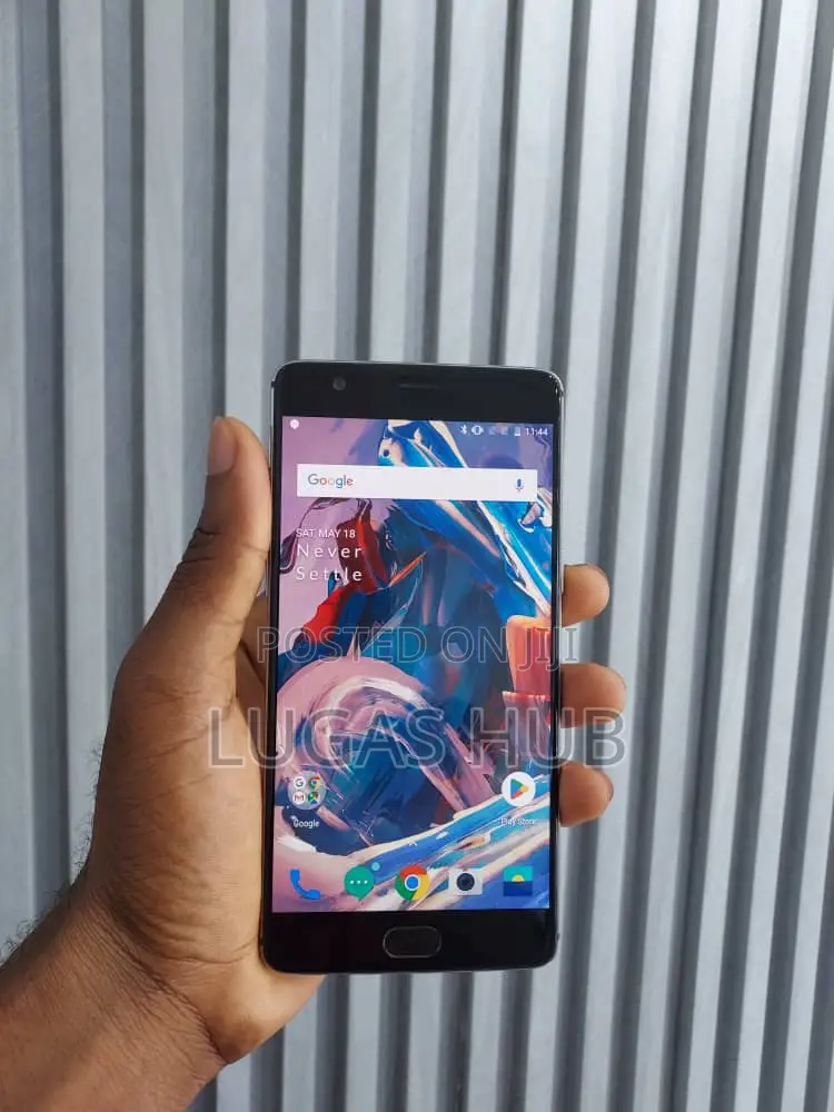 OnePlus 3 64 GB Silver