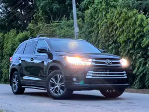 Toyota Highlander 2015 Black