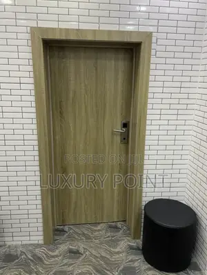 Wooden Door 