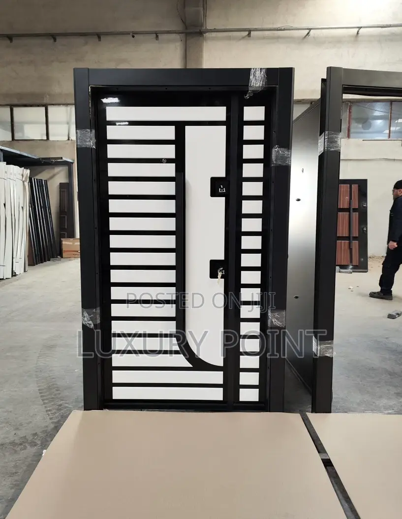 Luxury Door 81