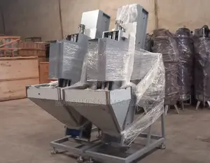 Automatic Pet Bottles Blowing Machine With Conveyor