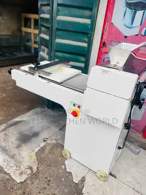 Moulder Dough for Bread