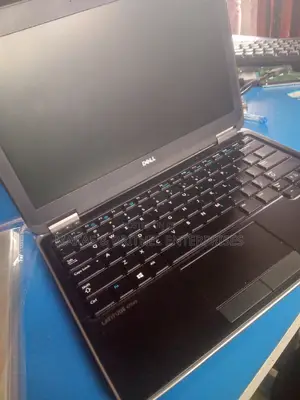 Dell Latitude 7240 Corei7