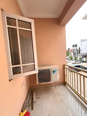 4bdrm Townhouse / Terrace in Close To Stella for rent
