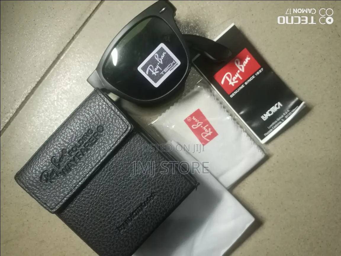 Ray Ban Foldable Wayfarer - Black