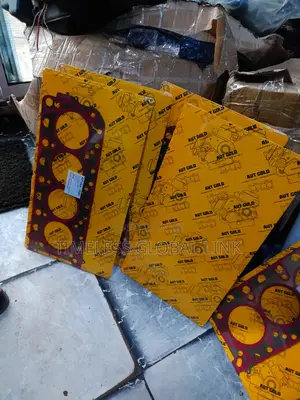 PORSCHE Cayenne V8 Engine Top Gasket 4.8