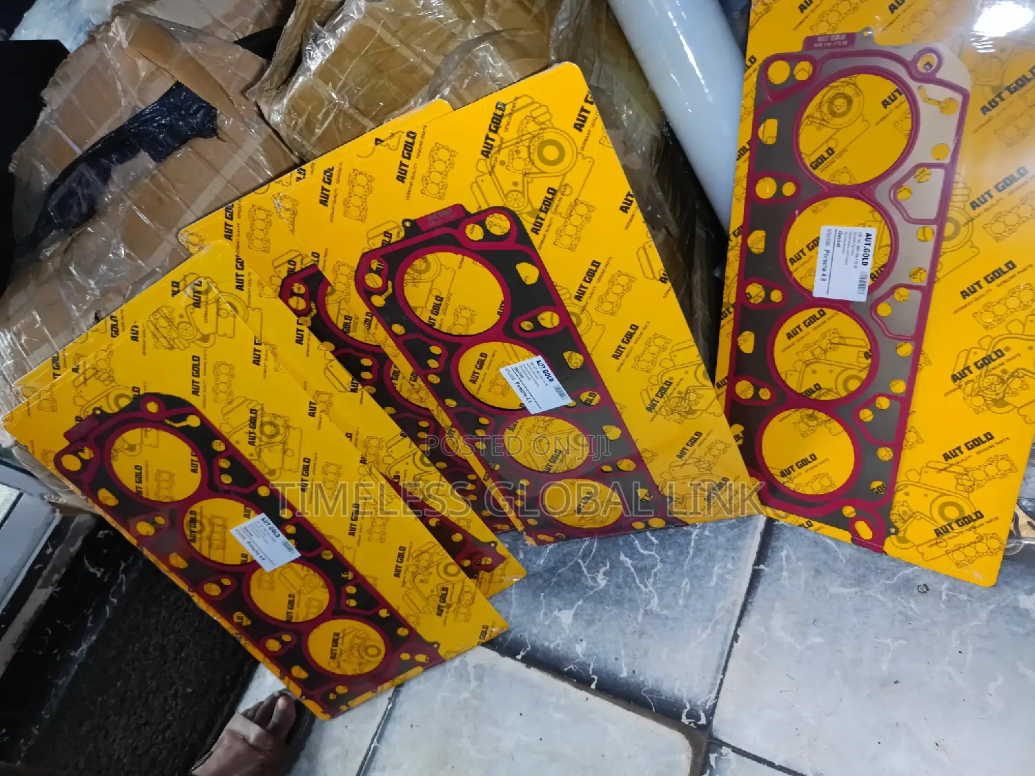 PORSCHE Cayenne V8 Engine Top Gasket 4.8