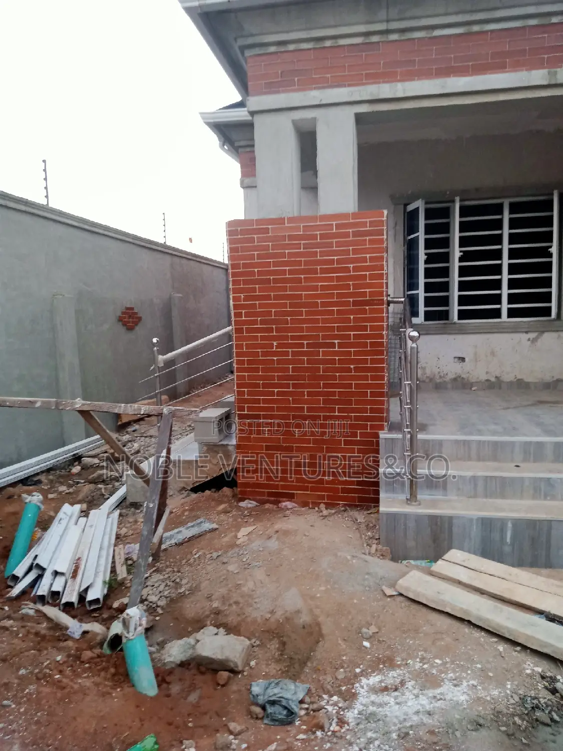 Noble Bricks Expert