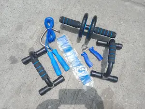 Photo - 6 Pieces of Training Kits Sets.