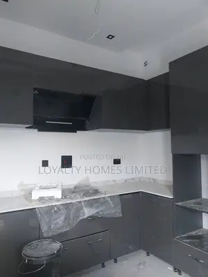 4bdrm Duplex in Obafemi-Owode for sale