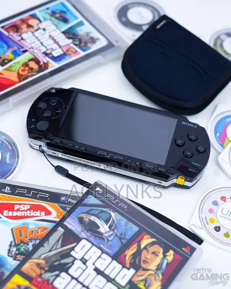 PSP Fat With Games